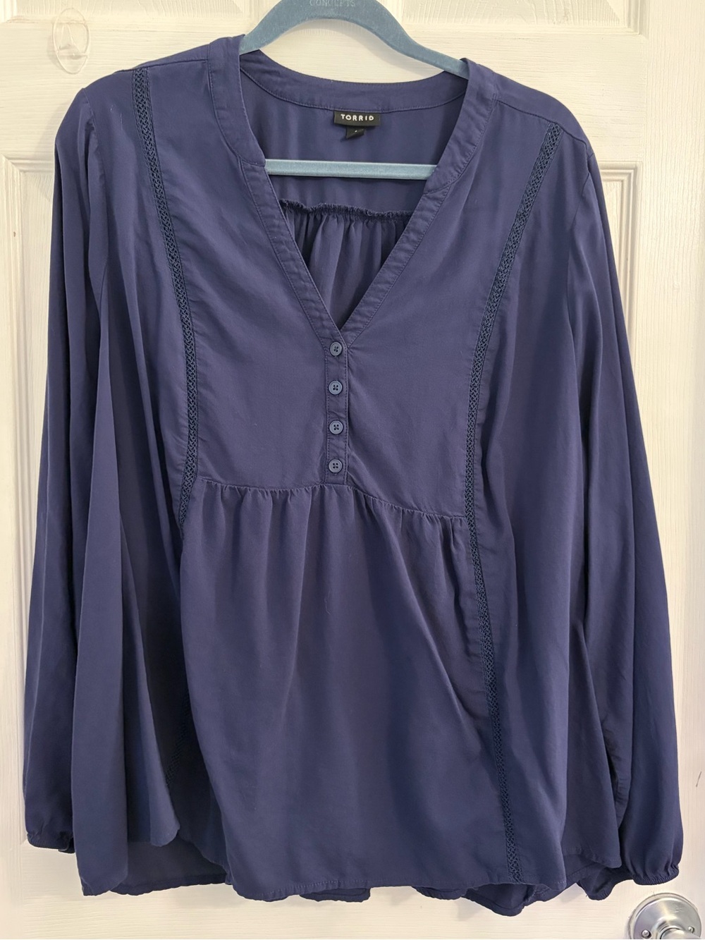 torrid Navy Long-Sleeve Peasant Blouse. Size 1 $10